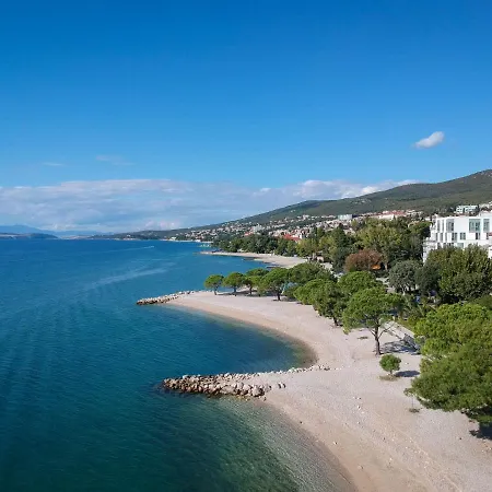 Appartement Nikol-4 By Interhome