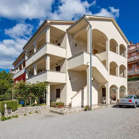 Nikol-4 By Interhome *